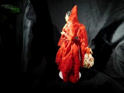SPANISH RED LACE TWO DOLLS MAIN VIEW_05